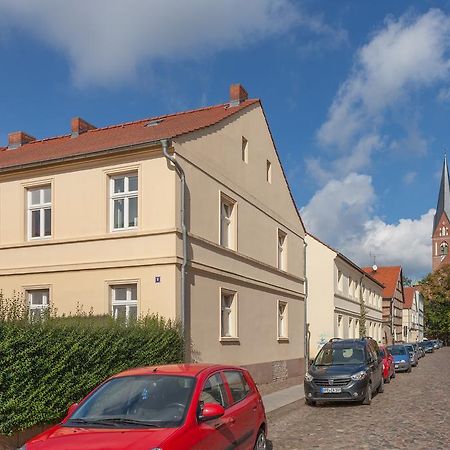 Altstadt Ferienwohnung Neuruppin Extérieur photo